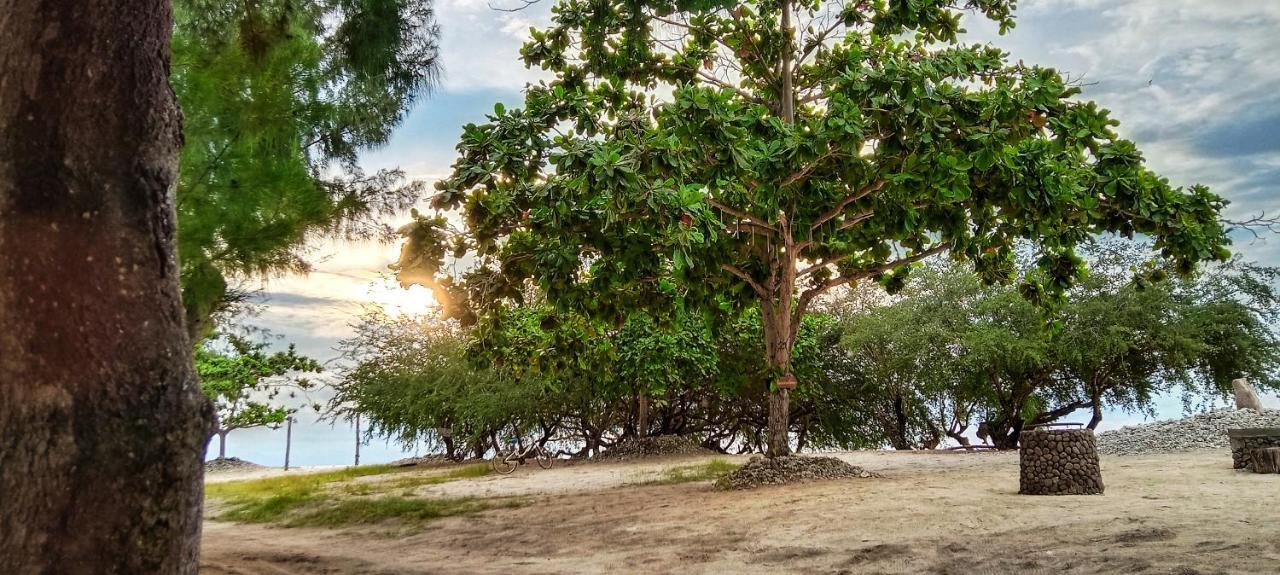 Desa Dunia Beda Resort Gili Trawangan Exterior foto