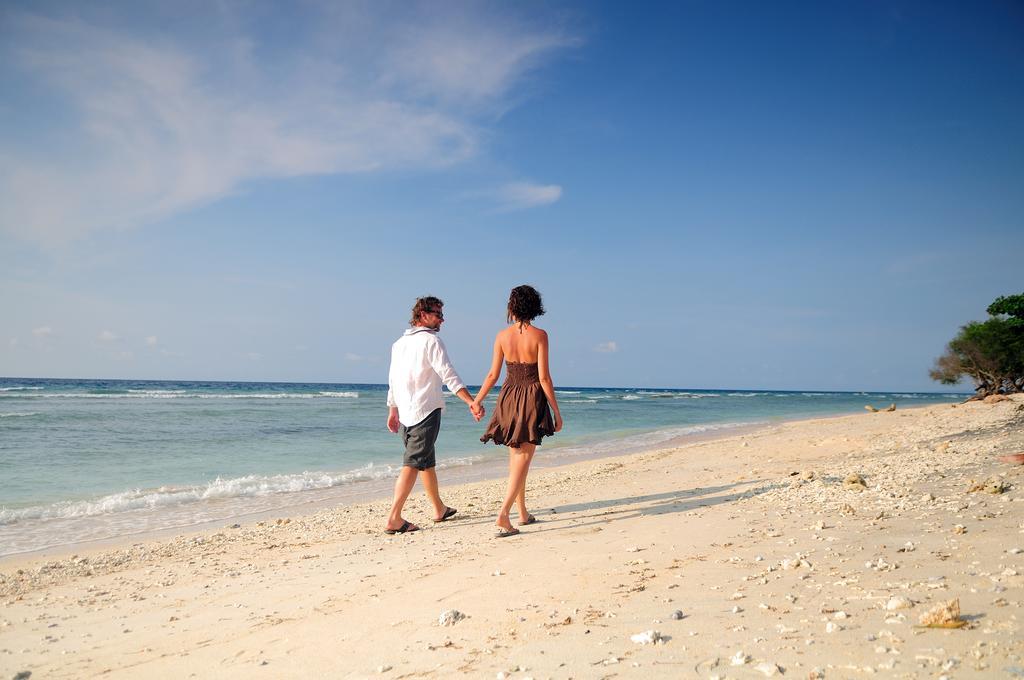 Desa Dunia Beda Resort Gili Trawangan Exterior foto