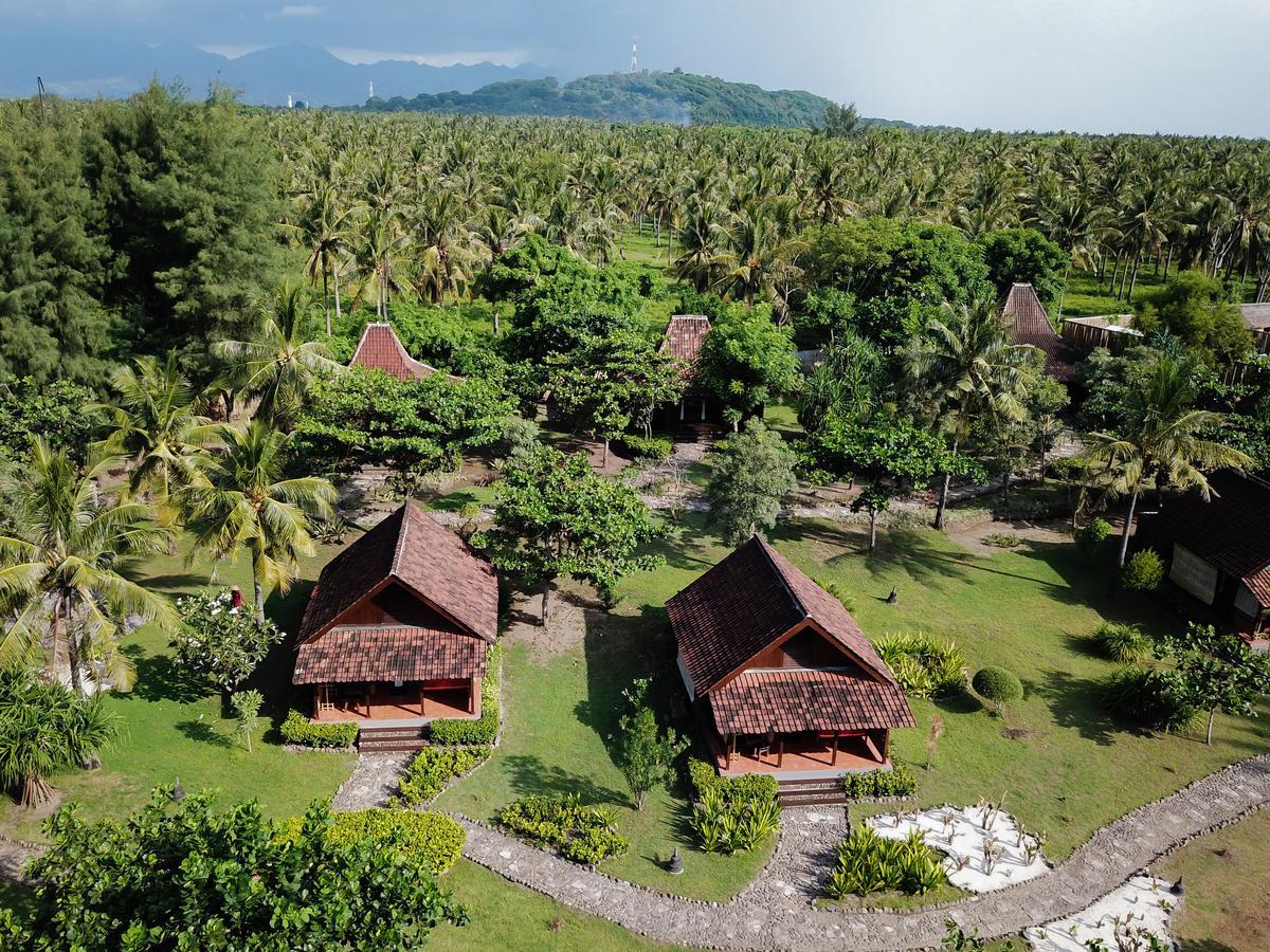 Desa Dunia Beda Resort Gili Trawangan Exterior foto